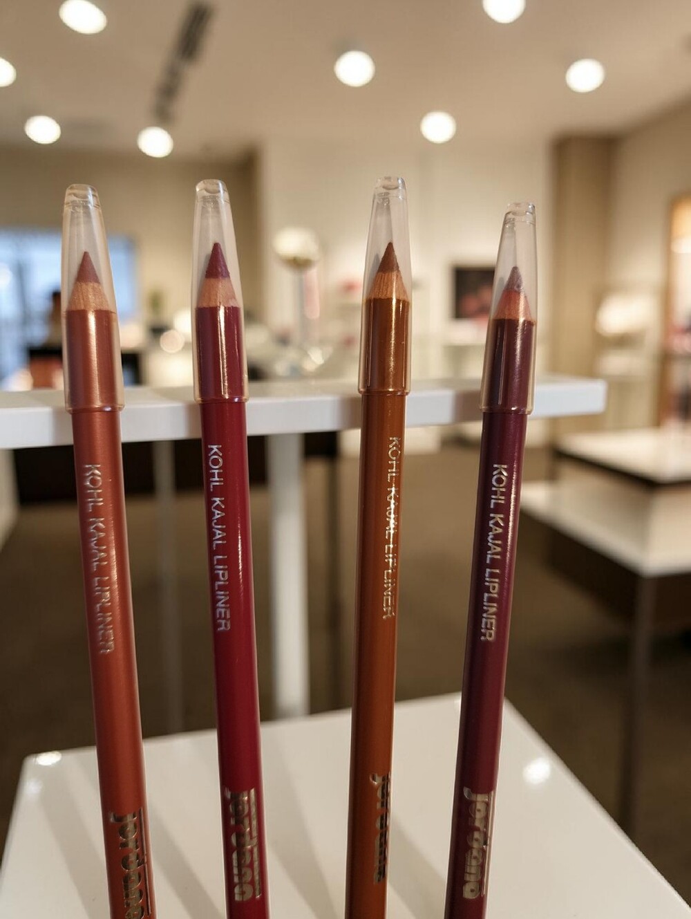 💄 Jordana Kohl Kajal Lipliners – Set of 4 (Brand New)